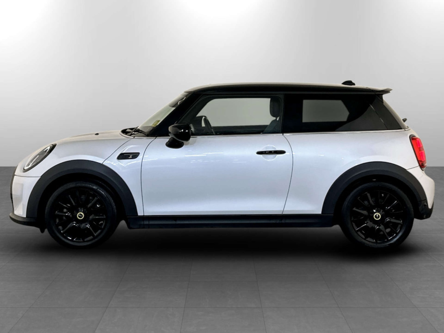 Used MINI Hatch 2023 for sale - 77621943: Photo 7