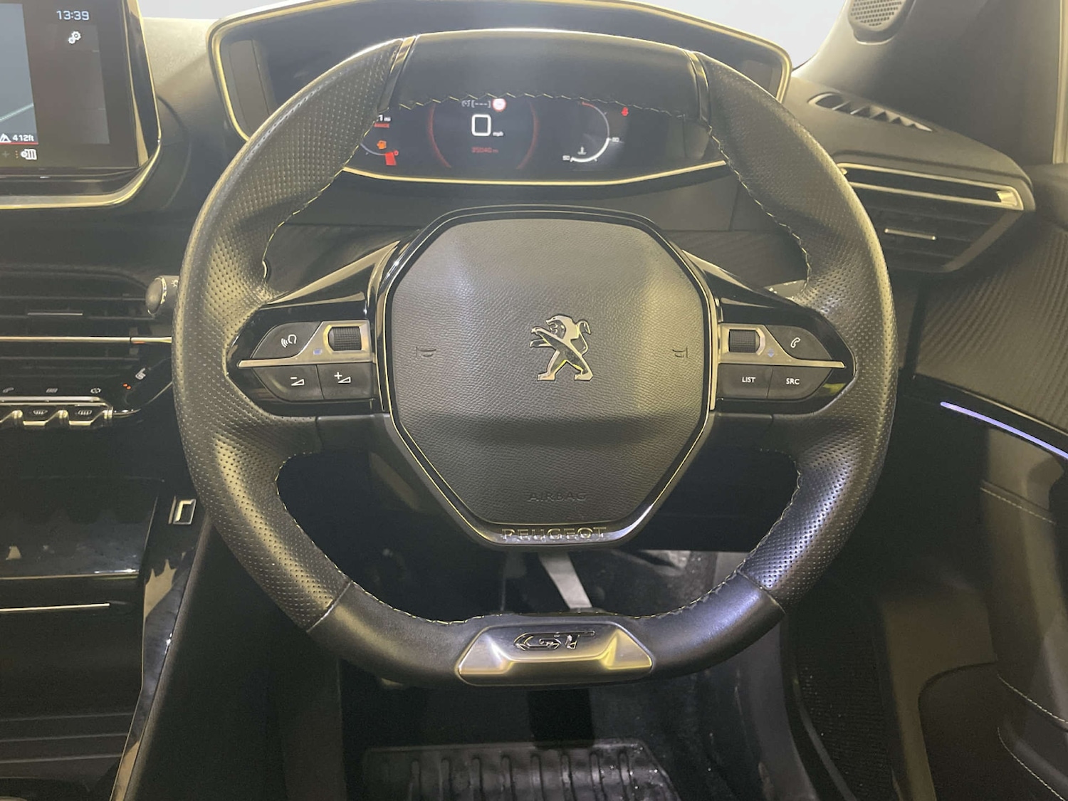 Used Peugeot 2008 2021 for sale - 77934064: Photo 16