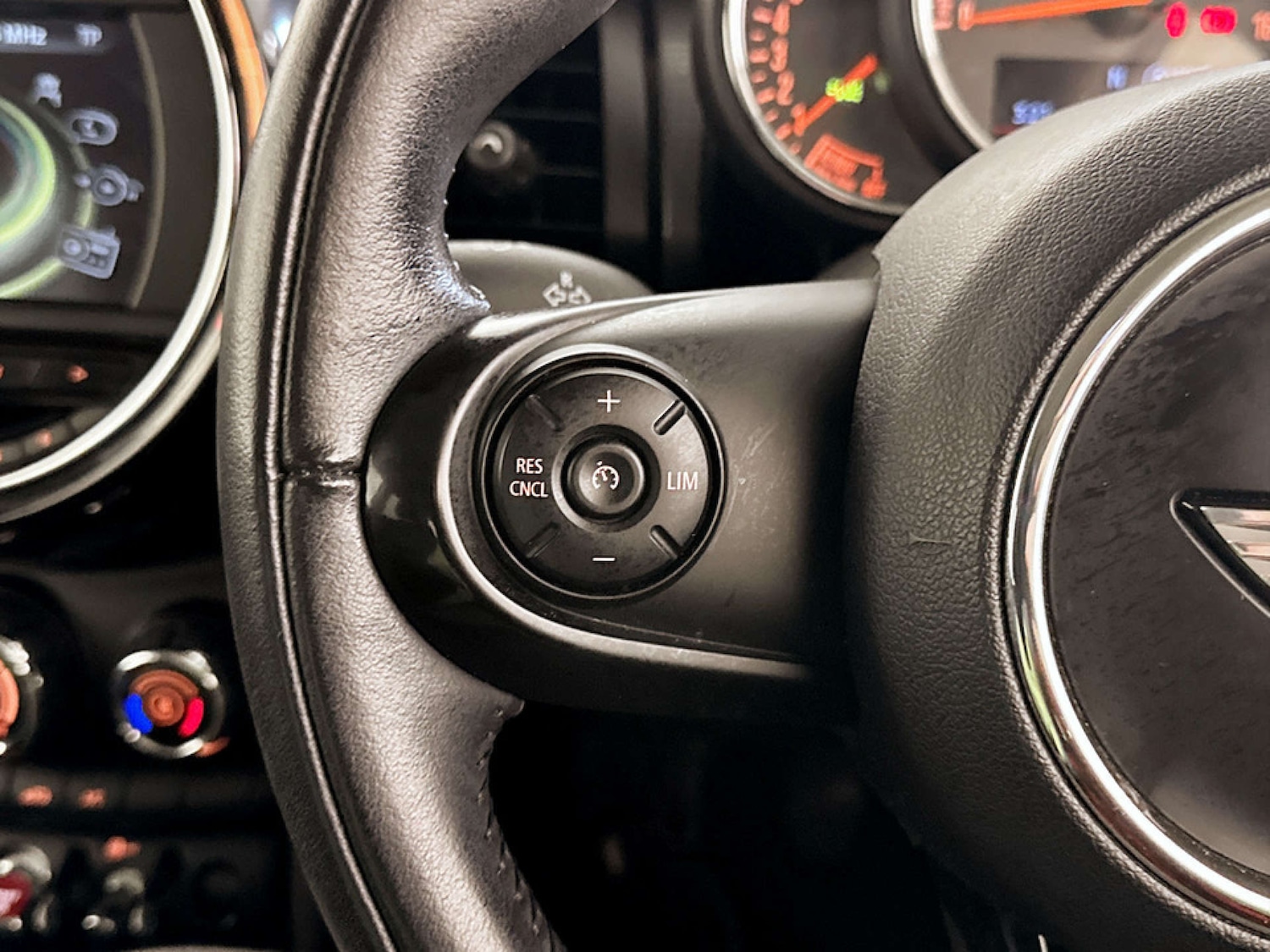 Used MINI Hatch 2017 for sale - 77328582: Photo 17