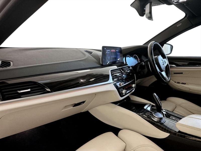 Used BMW 5 Series 2018 for sale - 77157292: Photo 12