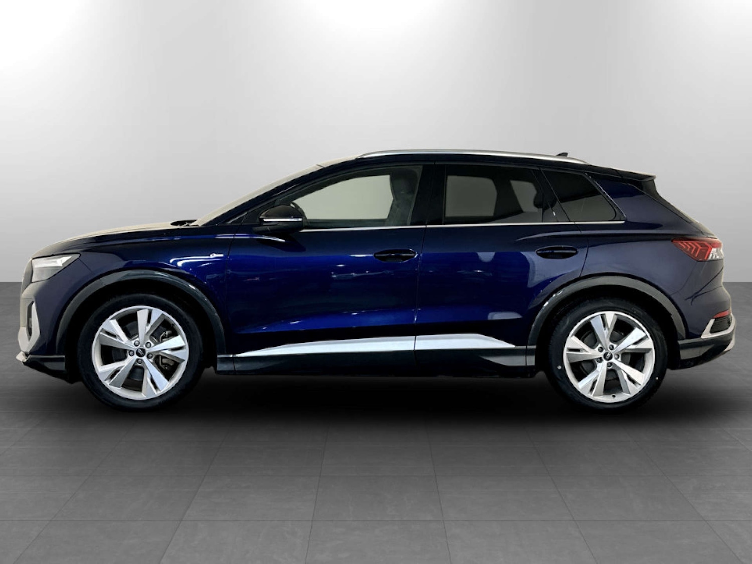 Used Audi Q4 e-tron 2022 for sale - 77547684: Photo 7