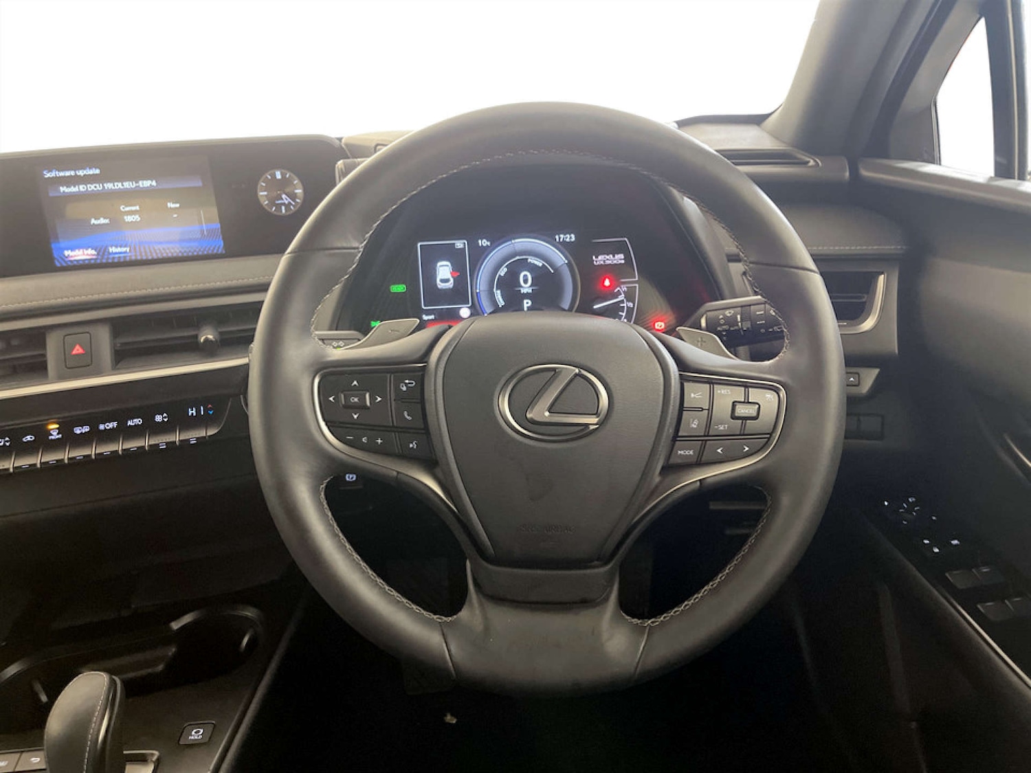 Used Lexus UX 2023 for sale - 77745618: Photo 15