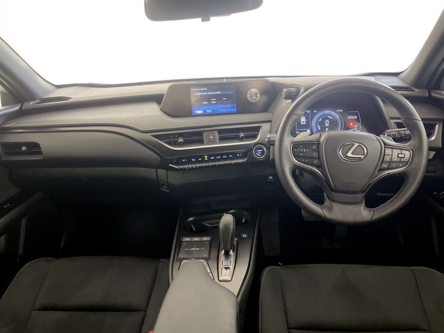 Used Lexus UX 2023 for sale - 77745618: Photo 3