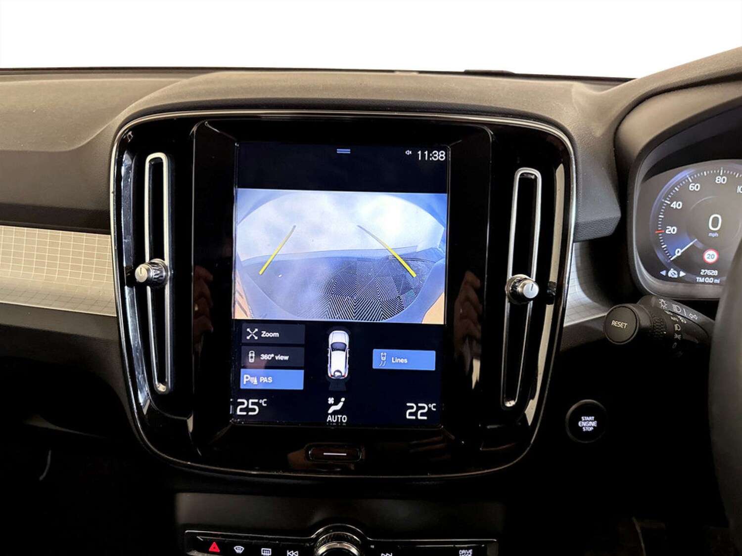 Used Volvo XC40 2022 for sale - 77523404: Photo 19