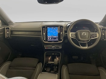 Used Volvo XC40 2023 for sale - 79311293: Photo