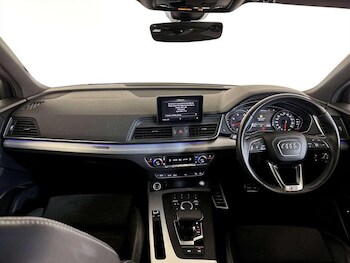 Used Audi Q5 2018 for sale - 77006098: Photo