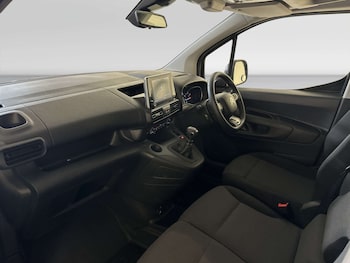 Used Citroen Berlingo 2023 for sale - 79290541: Photo