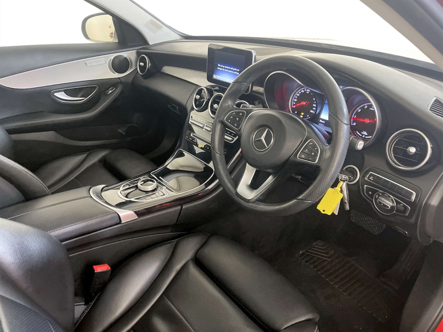 Used Mercedes-Benz C Class 2018 for sale - 77185362: Photo 15