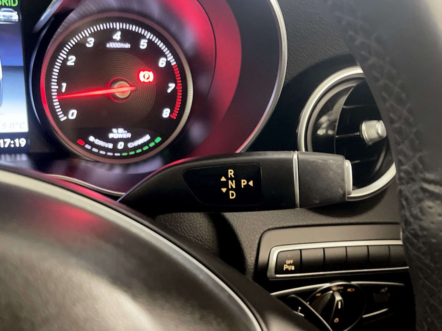 Used Mercedes-Benz C Class 2018 for sale - 77185362: Photo 20