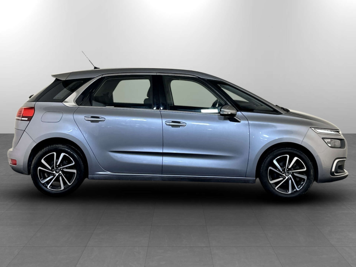 Used Citroen C4 Picasso 2016 for sale - 77283207: Photo 11