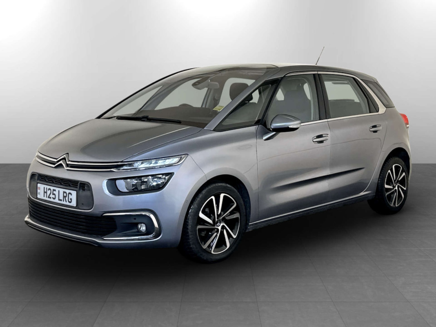 Used Citroen C4 Picasso 2016 for sale - 77283207: Photo 6