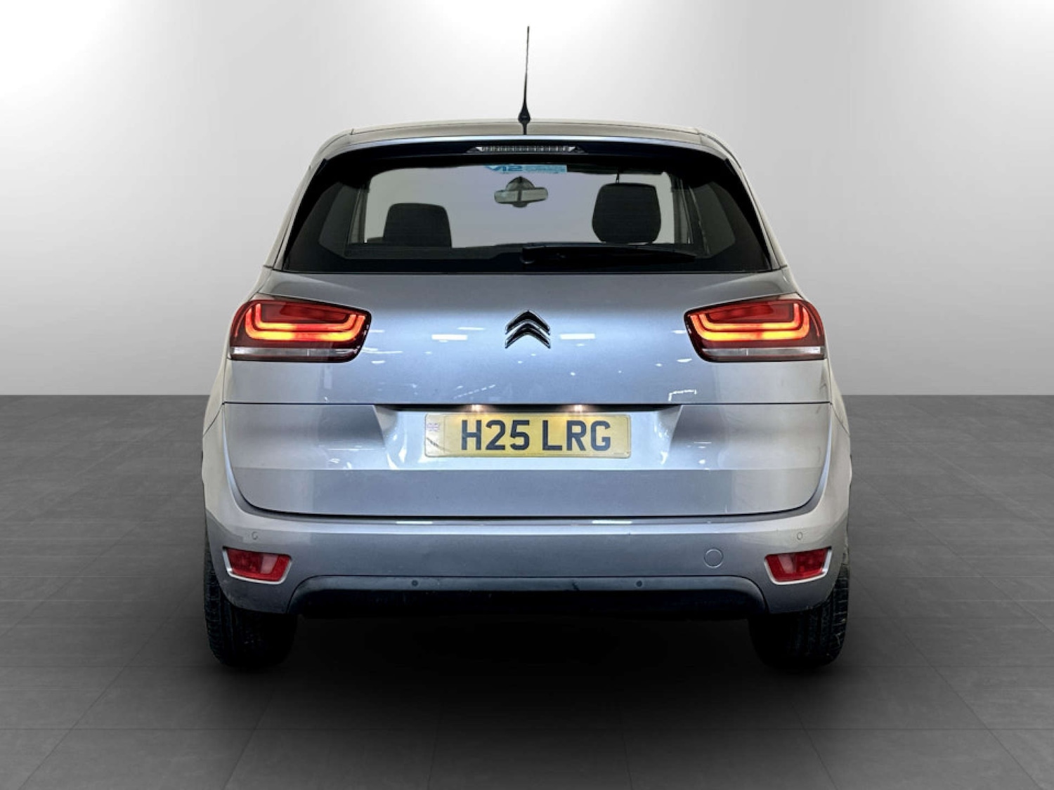 Used Citroen C4 Picasso 2016 for sale - 77283207: Photo 9