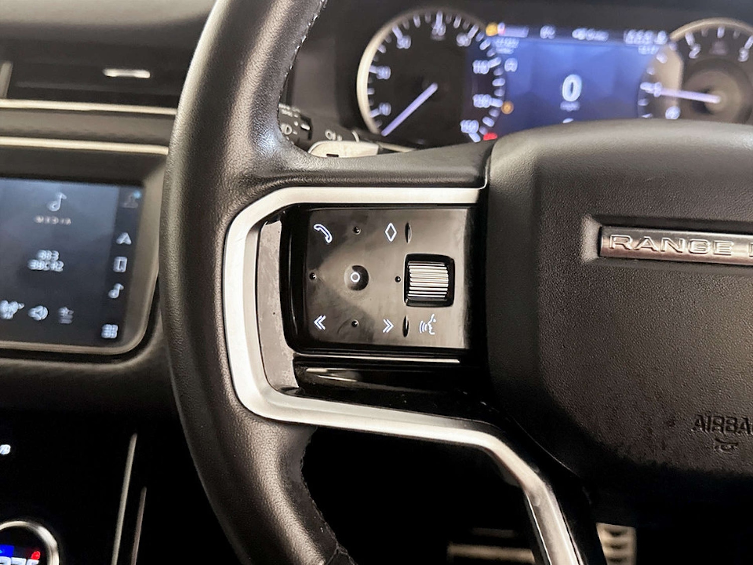 Used Land Rover Range Rover Evoque 2022 for sale - 77185199: Photo 17