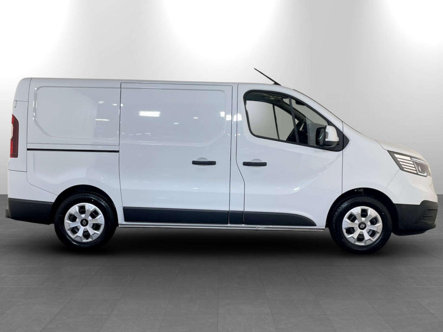 Used Renault Trafic 2025 for sale - 77185312: Photo 11
