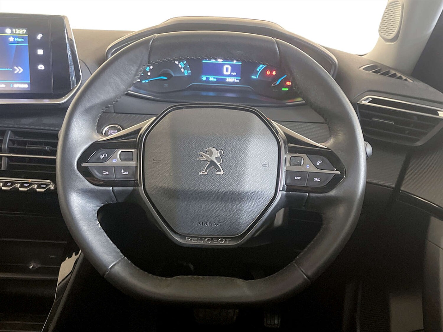 Used Peugeot 2008 2021 for sale - 77422825: Photo 15