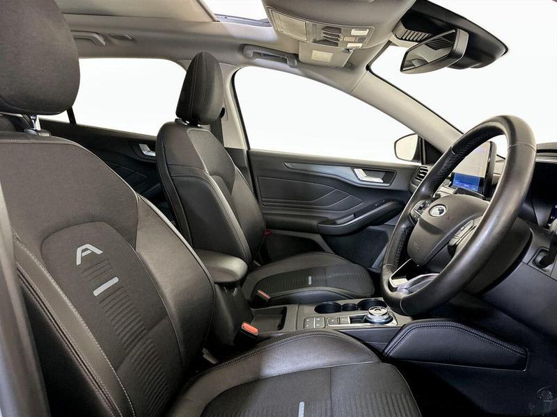 Used Ford Focus 2021 for sale - 76641162: Photo 13