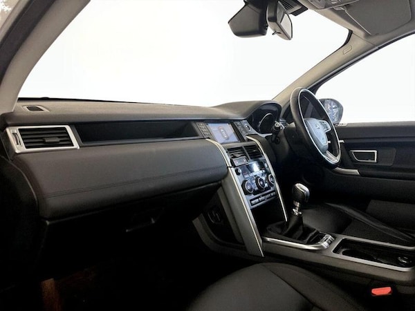 Used Land Rover Discovery Sport 2018 for sale - 75711598: Photo 12