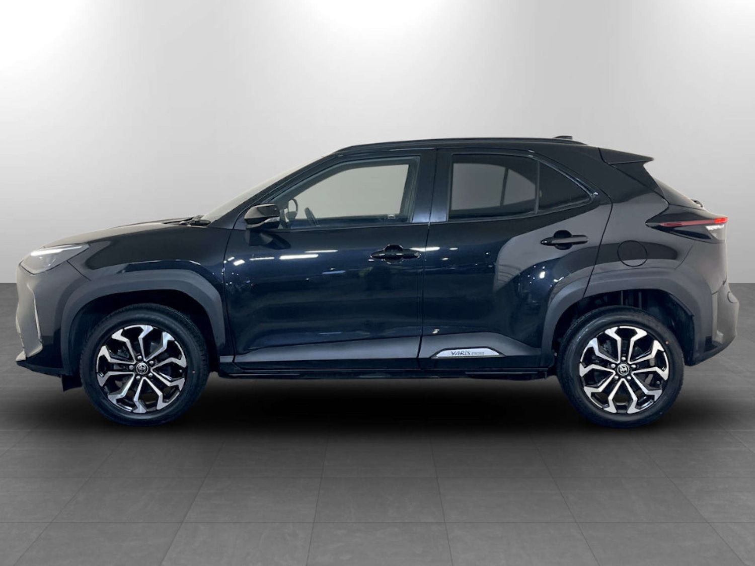 Used Toyota Yaris Cross 2023 for sale - 77422764: Photo 7