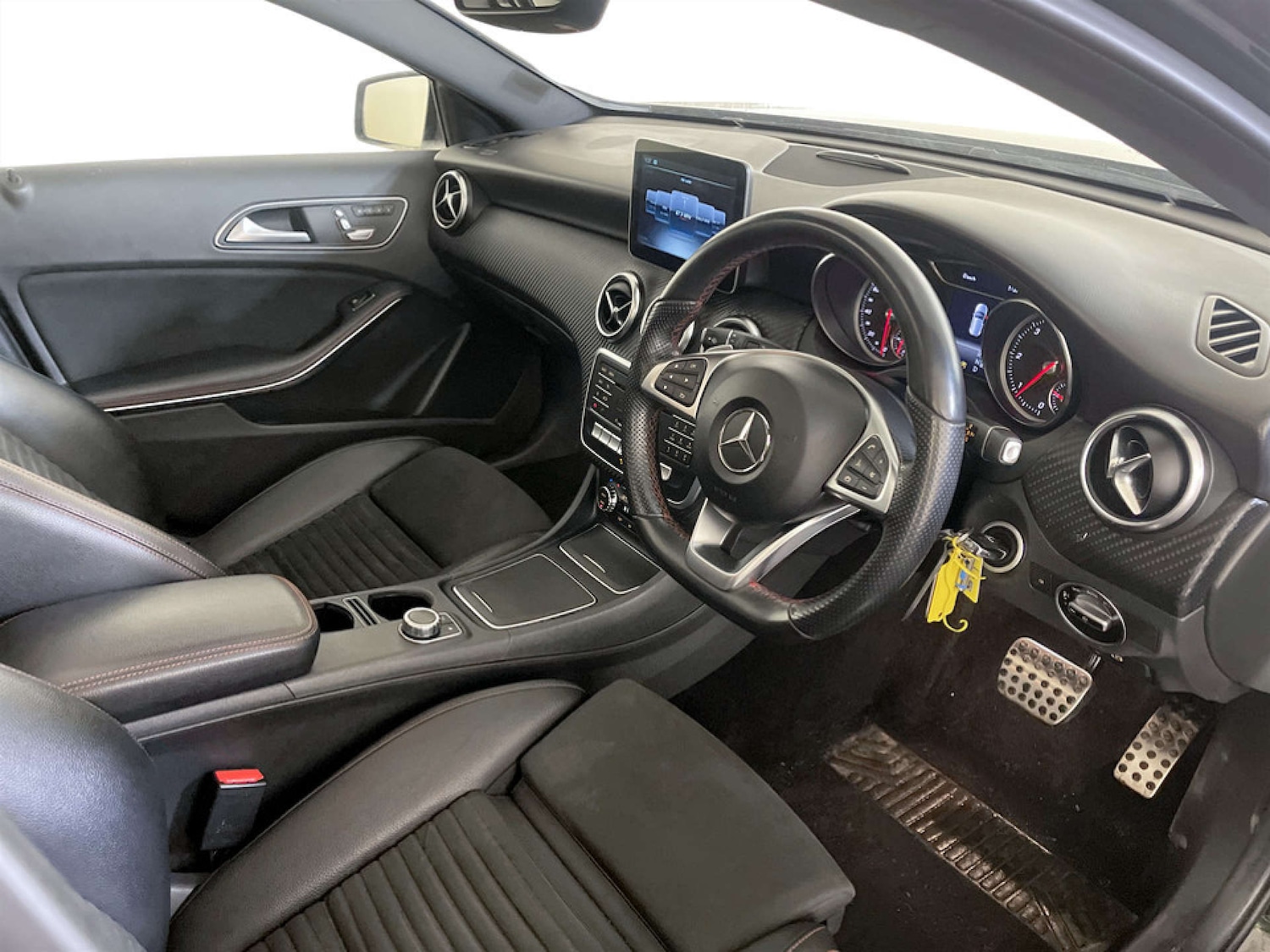 Used Mercedes-Benz A-Class 2018 for sale - 77187837: Photo 16