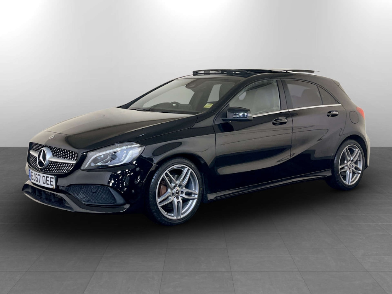 Used Mercedes-Benz A-Class 2018 for sale - 77187837: Photo 6