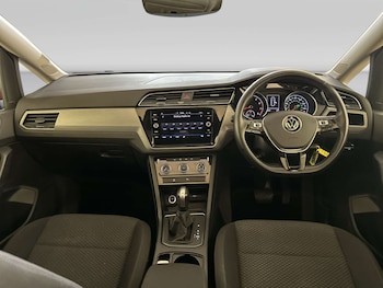 Used Volkswagen Touran 2022 for sale - 79290514: Photo
