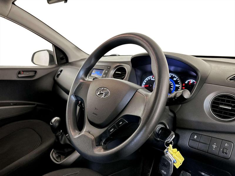 Used Hyundai i10 2018 for sale - 77044783: Photo 14