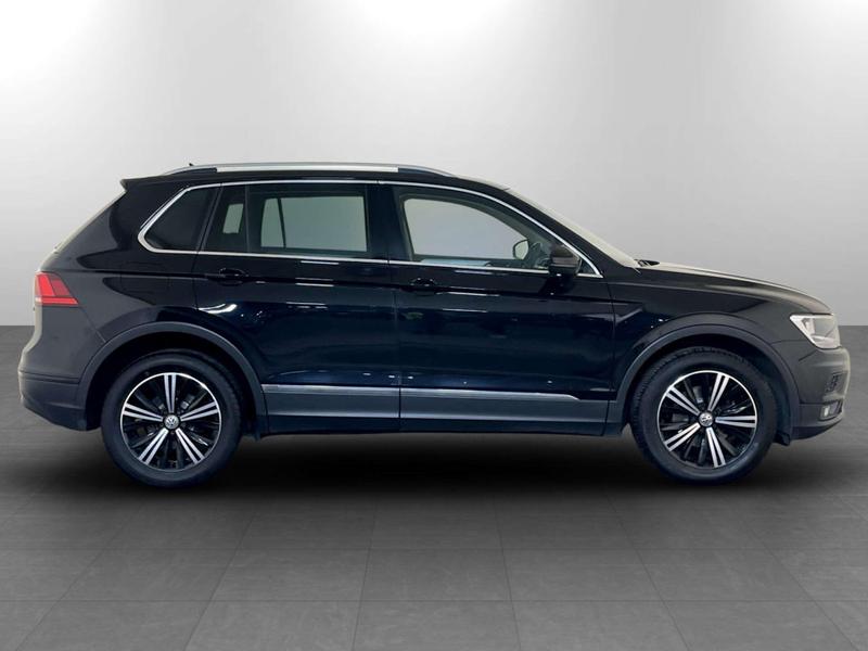 Used Volkswagen Tiguan 2018 for sale - 77069065: Photo 11