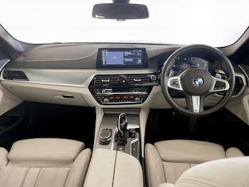 Used BMW 5 Series 2019 for sale - 75912636: Photo