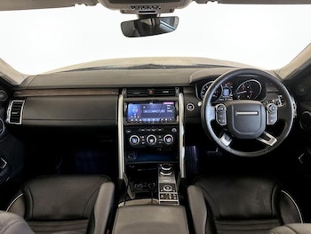 Used Land Rover Discovery 2017 for sale - 76467605: Photo