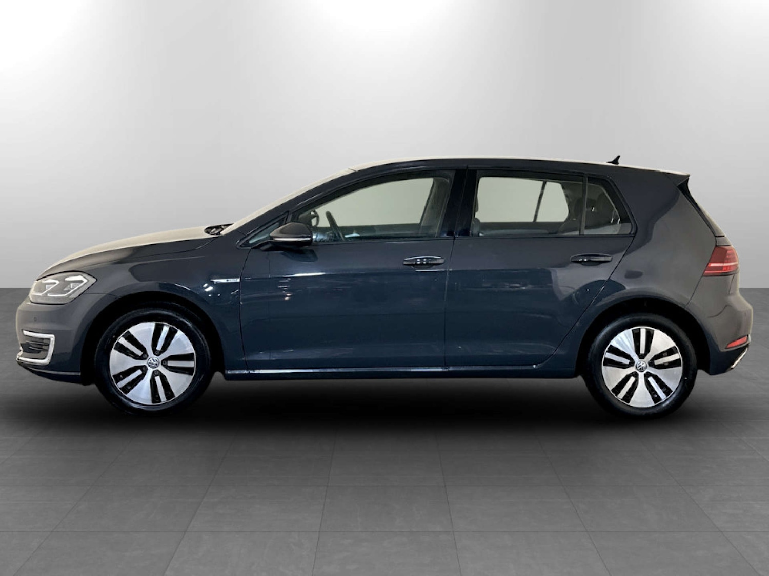 Used Volkswagen Golf 2019 for sale - 77185045: Photo 7
