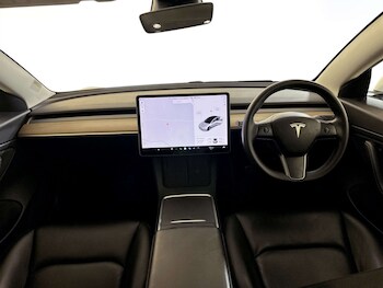 Used Tesla Model 3 2020 for sale - 77781003: Photo