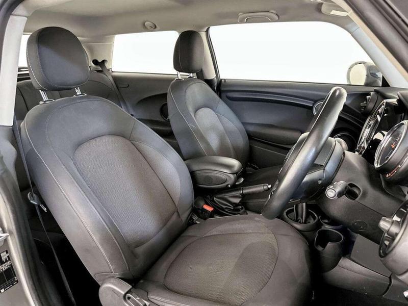 Used MINI Hatch 2019 for sale - 76825885: Photo 13