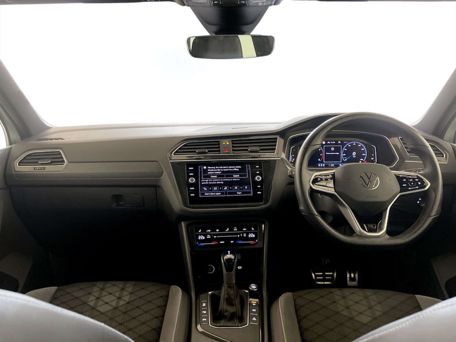 Used Volkswagen Tiguan 2023 for sale - 77774299: Photo 3