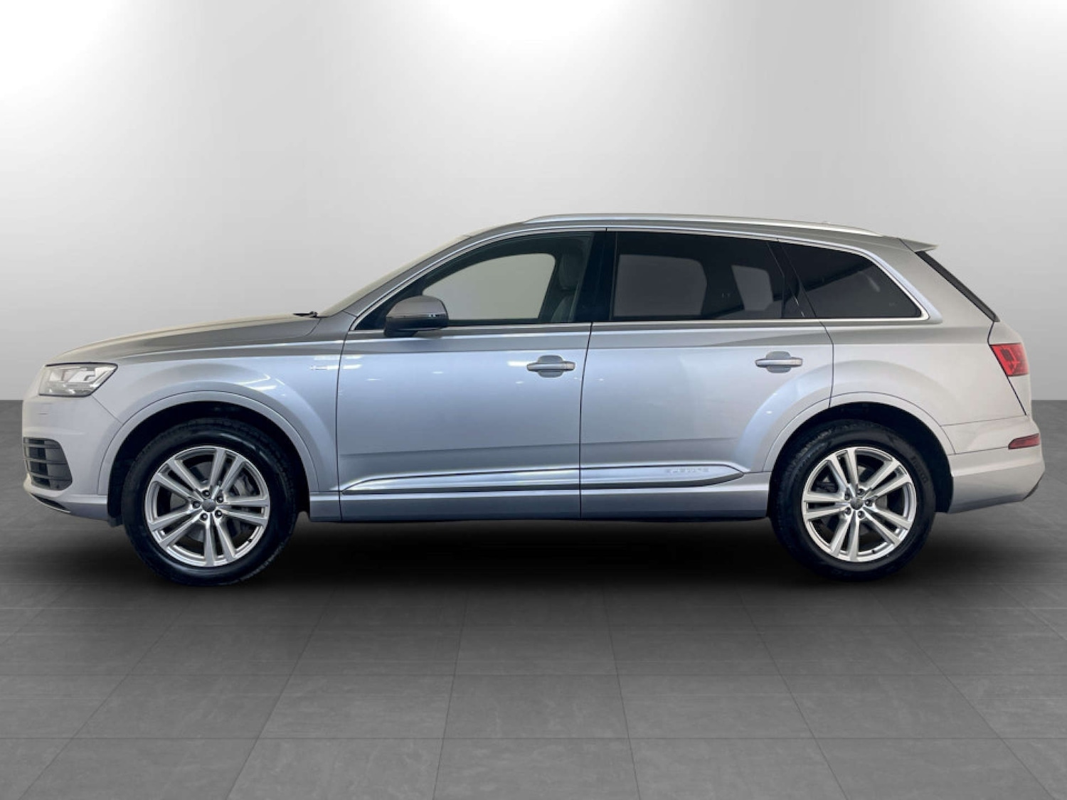 Used Audi Q7 2019 for sale - 77681280: Photo 7