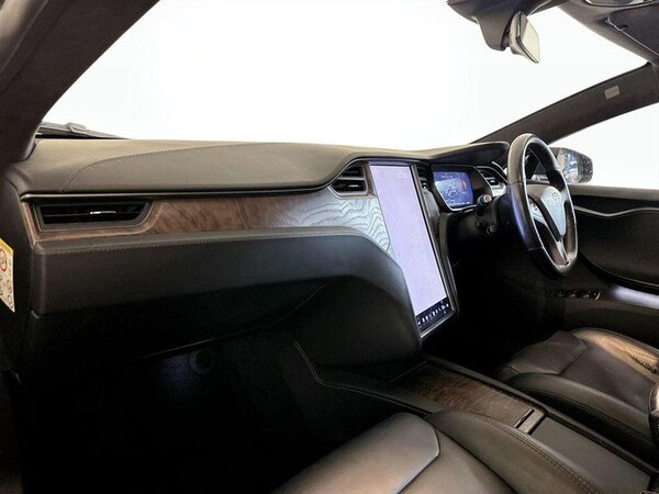 Used Tesla Model S 2019 for sale - 76114584: Photo 12