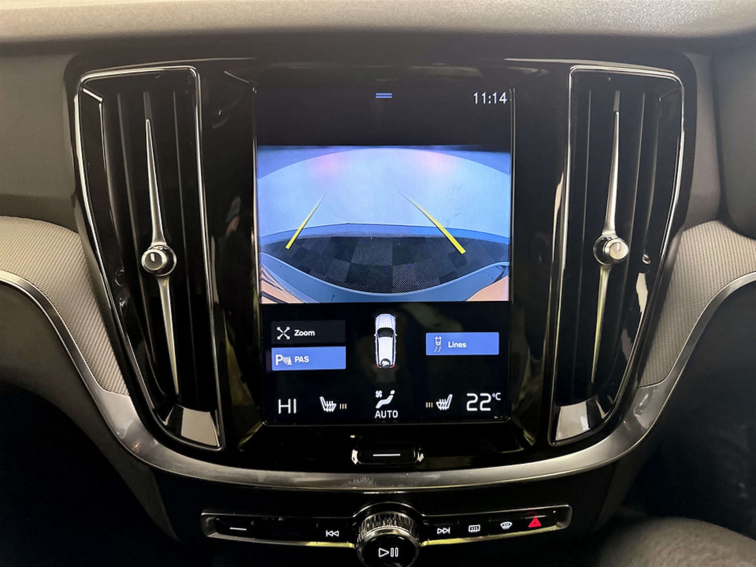 Used Volvo V60 2021 for sale - 77184895: Photo 20