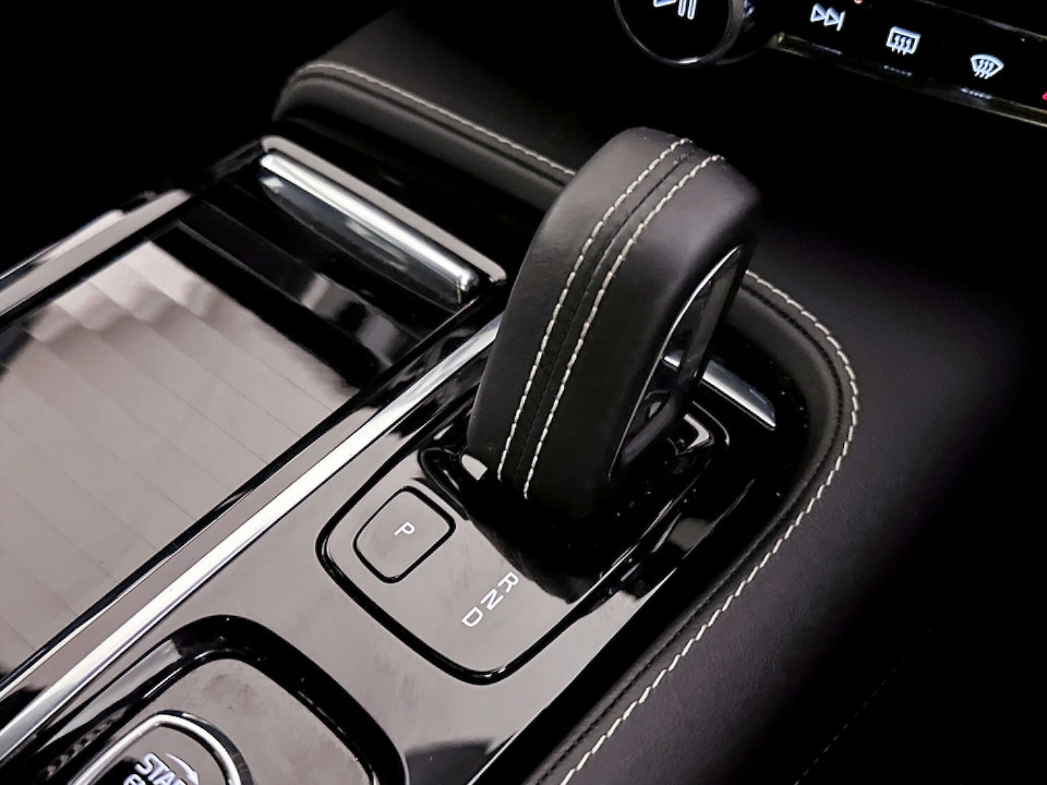 Used Volvo V60 2021 for sale - 77184895: Photo 26