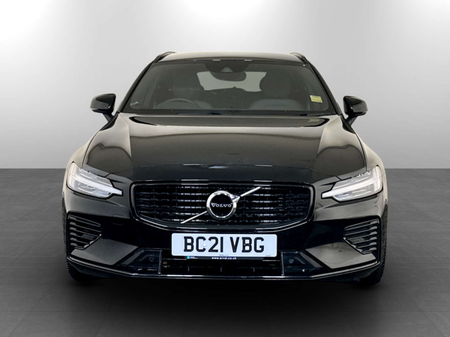 Used Volvo V60 2021 for sale - 77184895: Photo 5