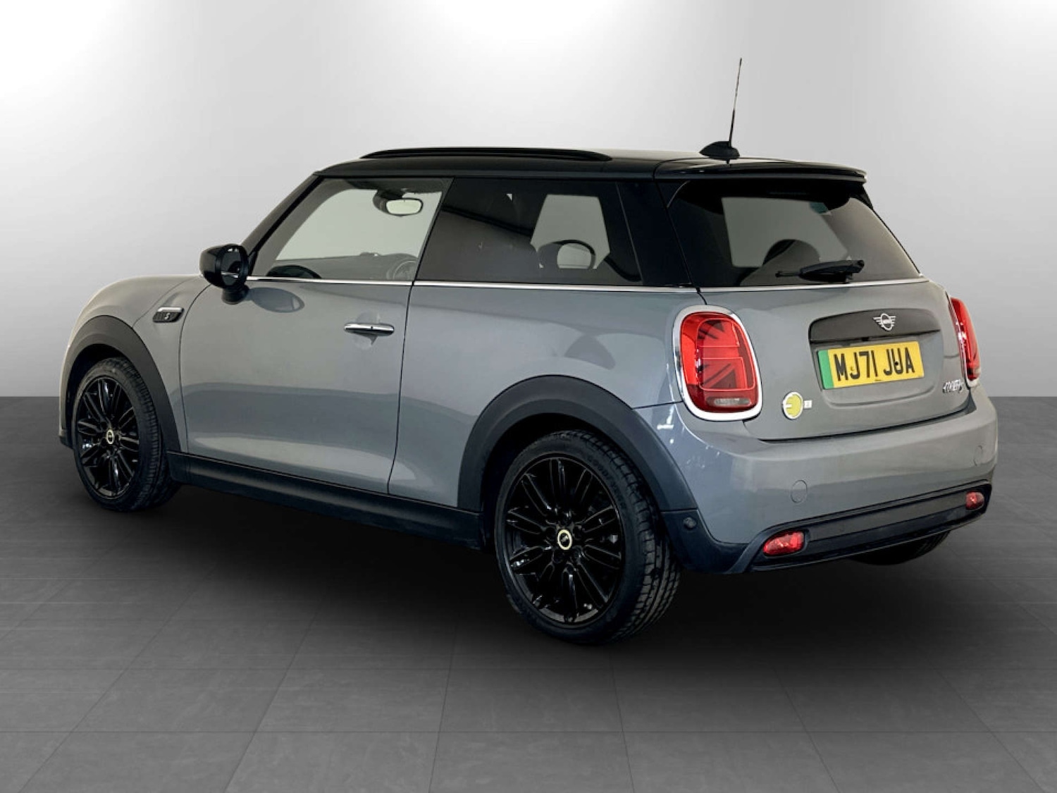 Used MINI Hatch 2021 for sale - 77734935: Photo 8