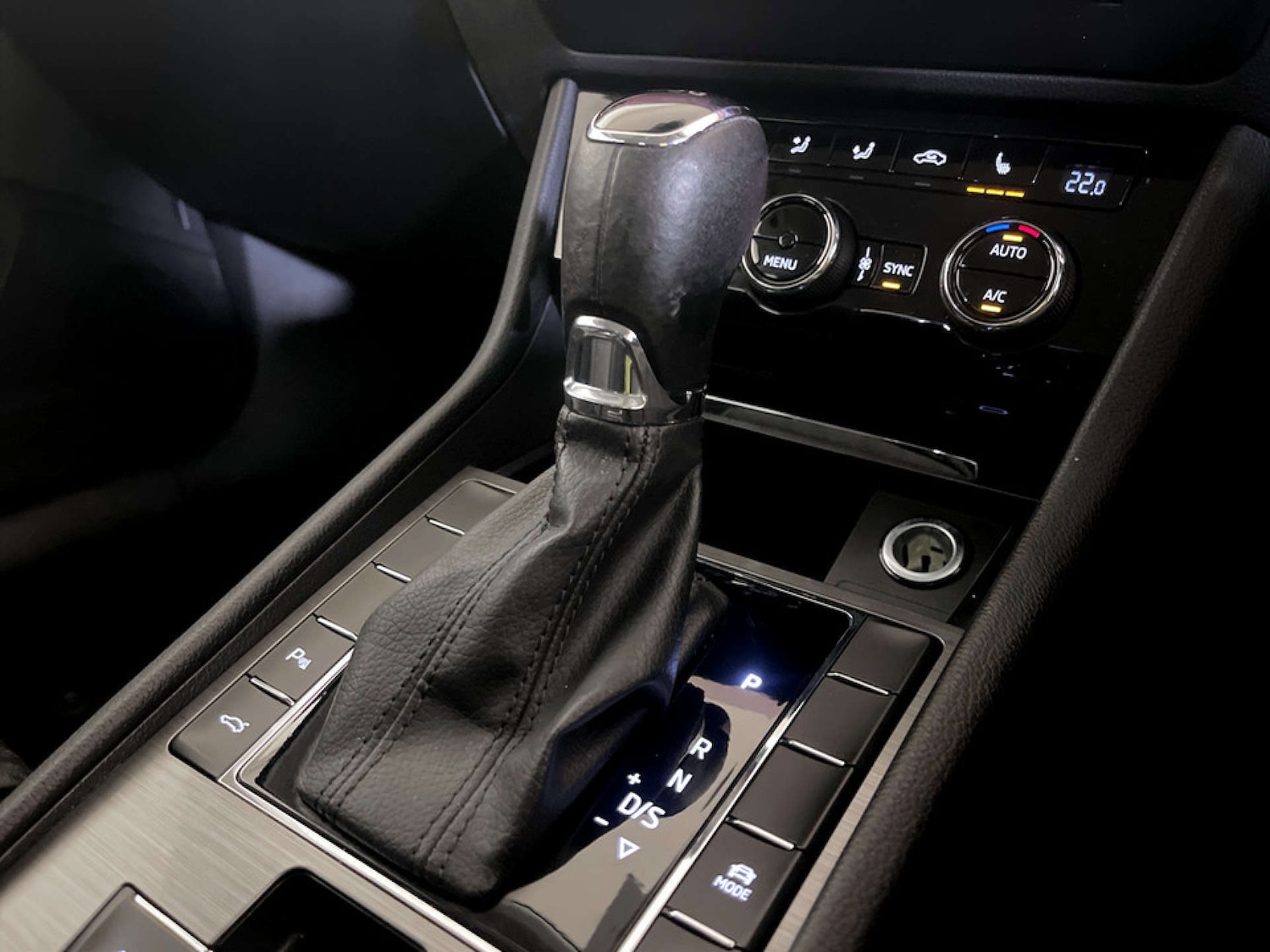 Used Skoda Superb 2021 for sale - 77337015: Photo 27