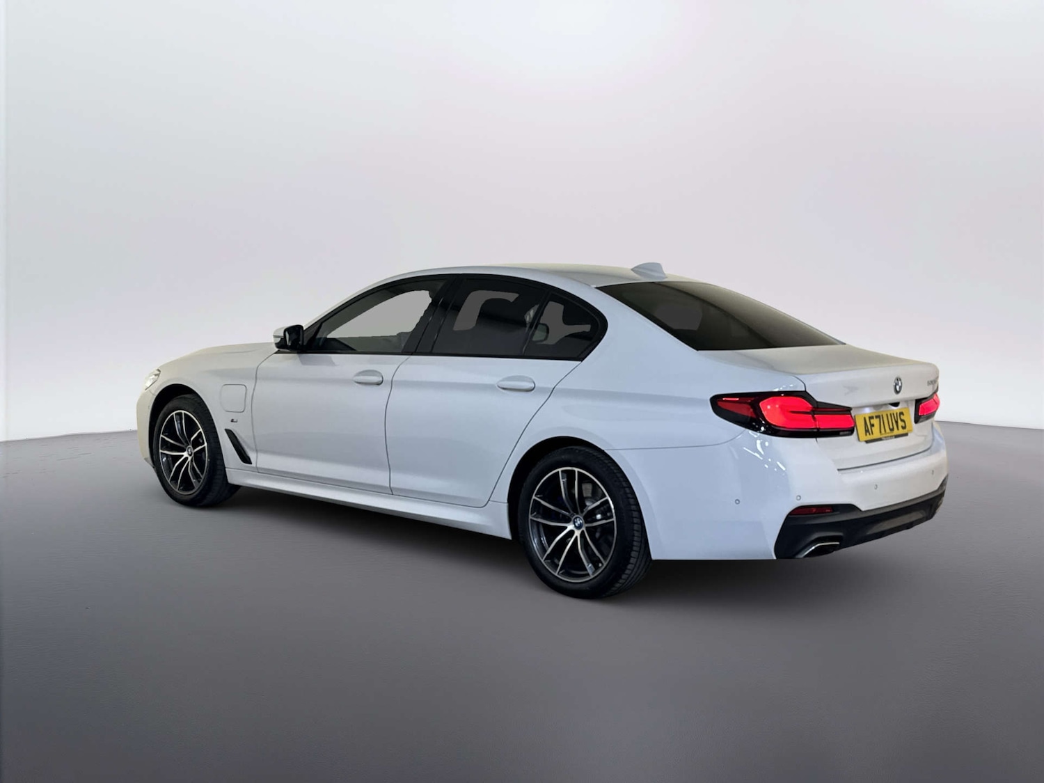 Used BMW 5 Series 2021 for sale - 78111300: Photo 8