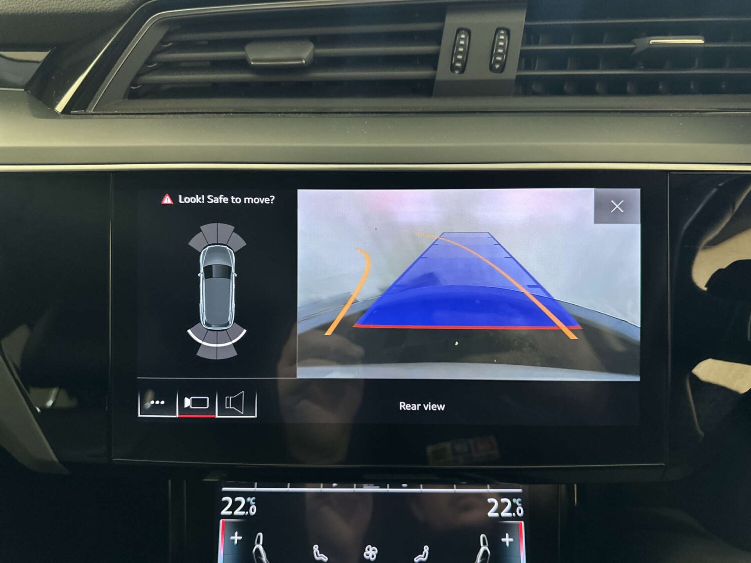 Used Audi e-tron 2020 for sale - 78068211: Photo 20