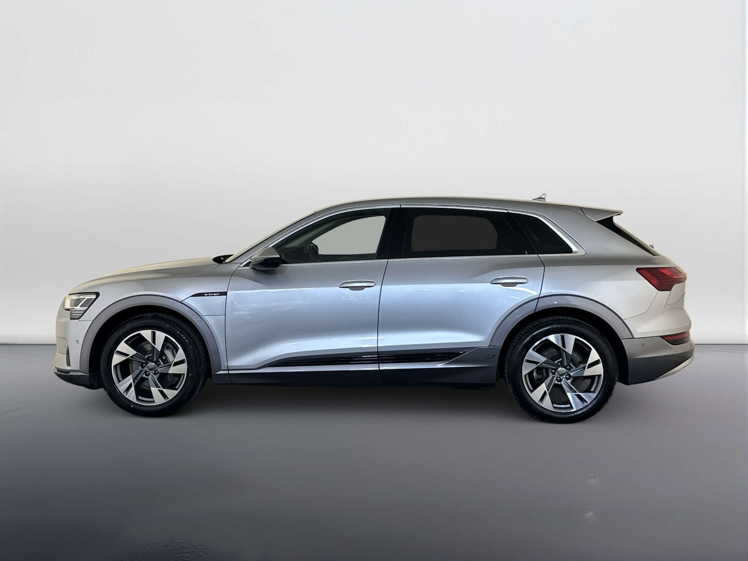 Used Audi e-tron 2020 for sale - 78068211: Photo 7