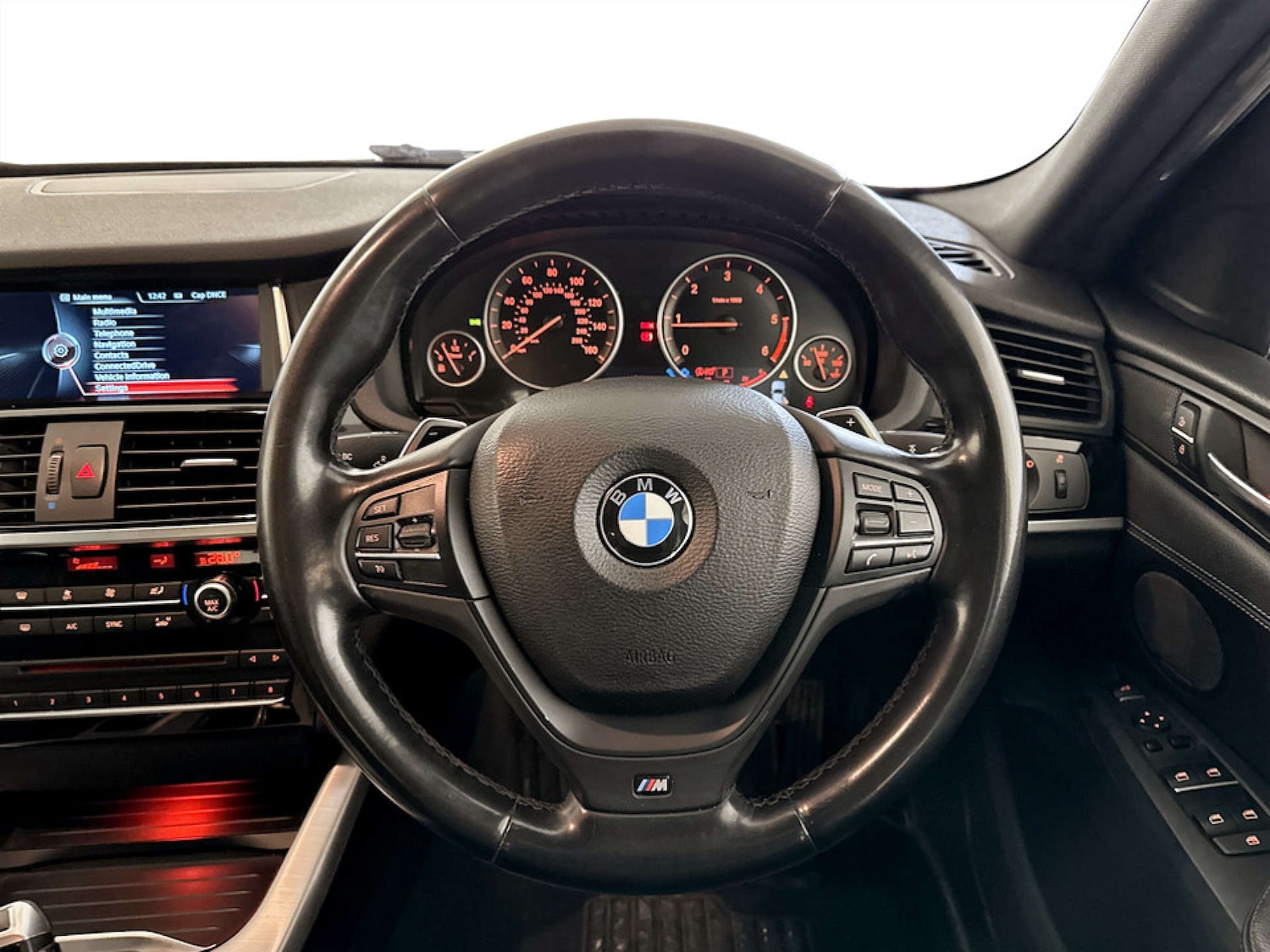 Used BMW X4 2015 for sale - 77227800: Photo 16