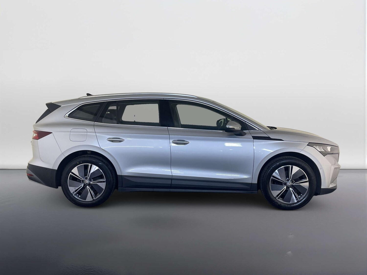 Used Skoda Enyaq 2023 for sale - 77984216: Photo 11