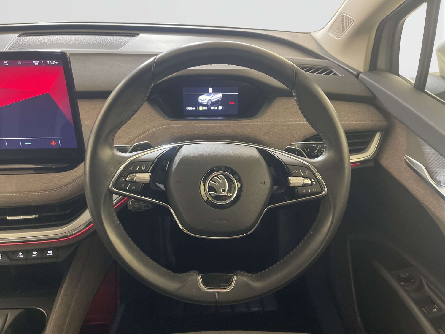 Used Skoda Enyaq 2023 for sale - 77984216: Photo 16