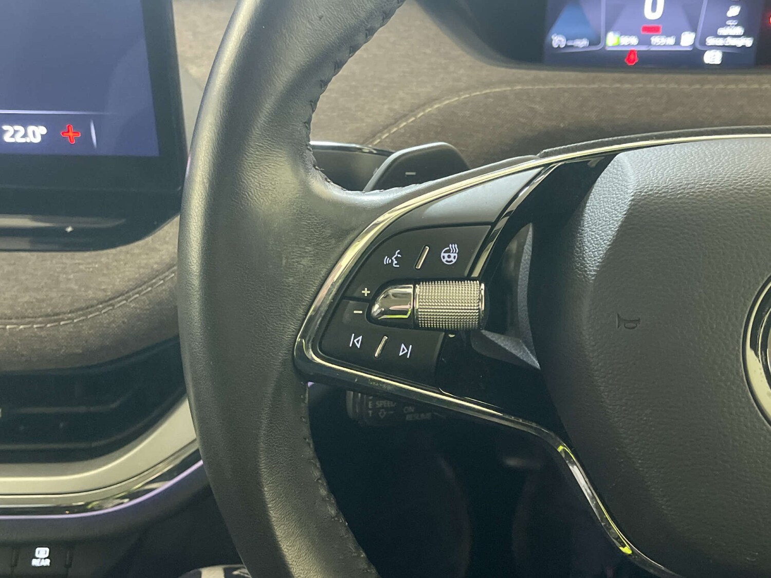 Used Skoda Enyaq 2023 for sale - 77984216: Photo 17