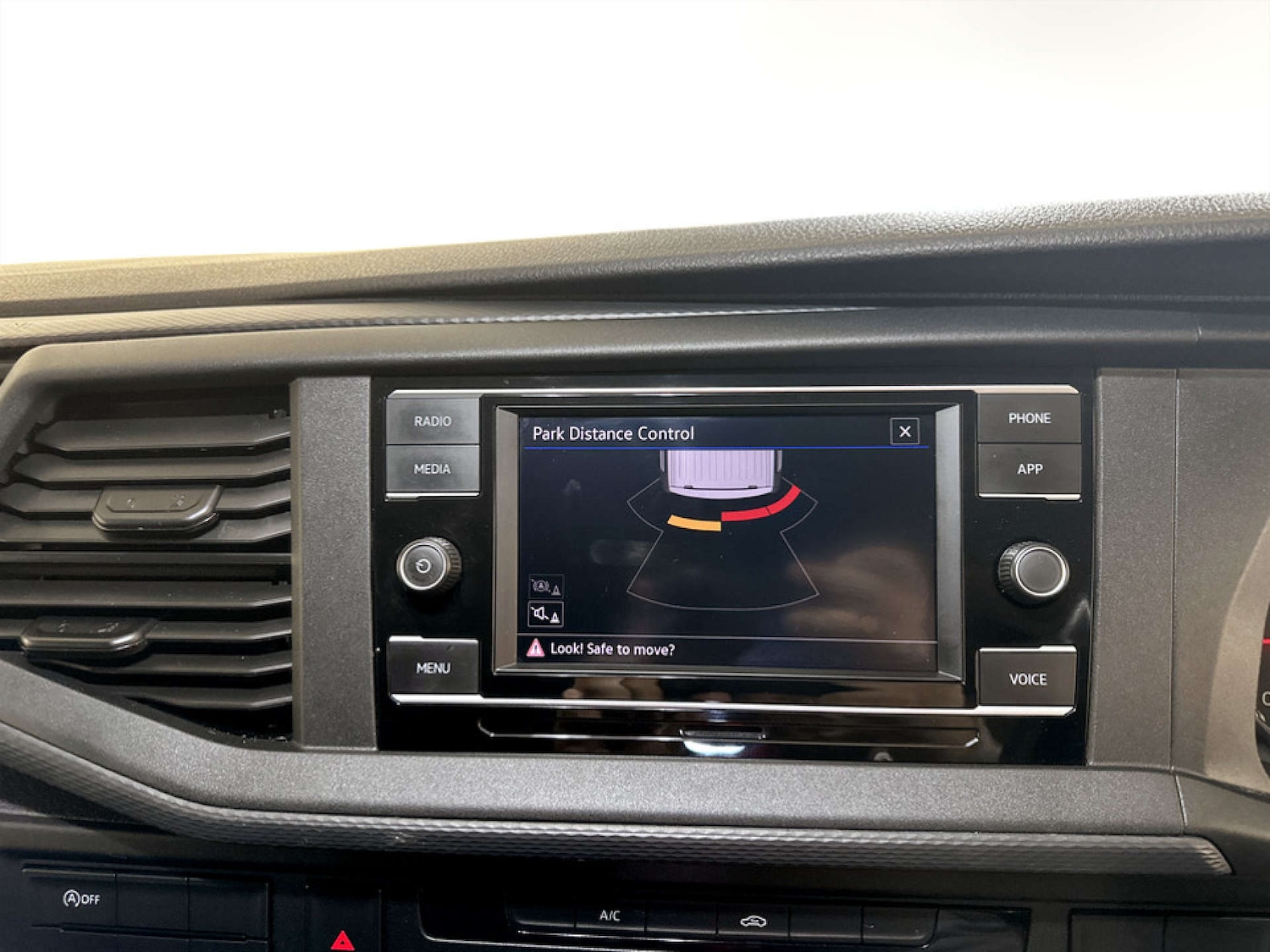 Used Volkswagen Transporter 2023 for sale - 77643227: Photo 20