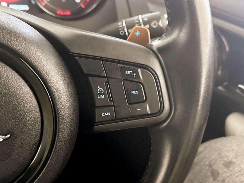 Used Jaguar F-Type 2016 for sale - 76825849: Photo 20