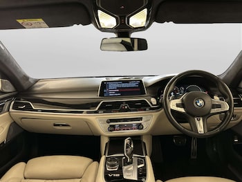 Used BMW 7 Series 2017 for sale - 77964851: Photo